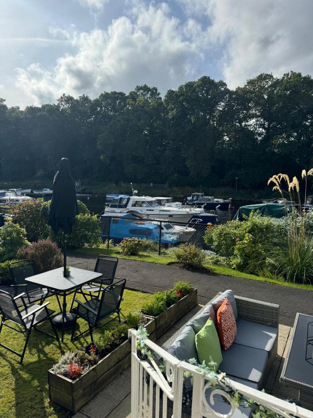 Loch Lomond Riverside Apartments B Balloch Εξωτερικό φωτογραφία